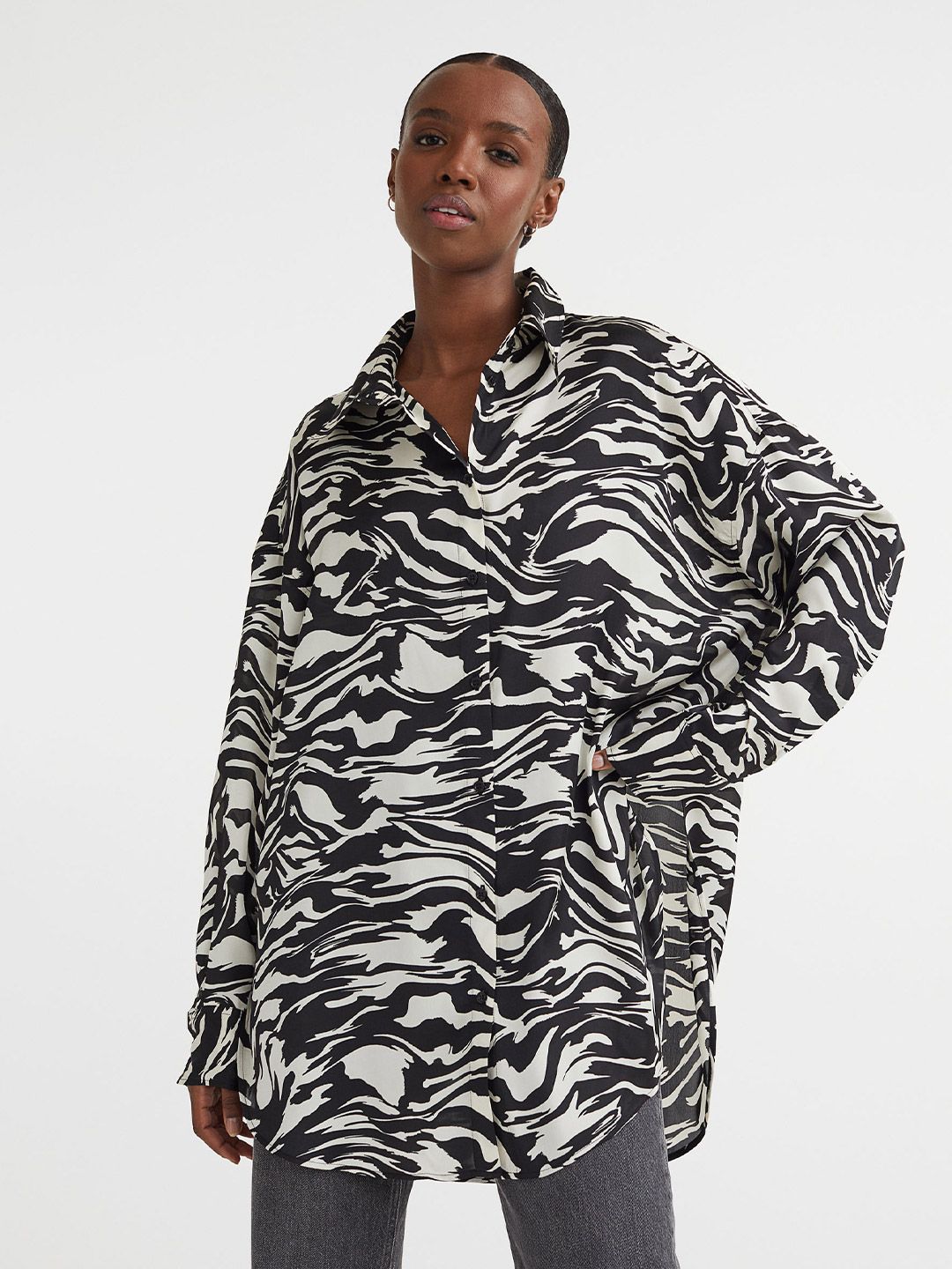 H&M Women Black & White Oversized Blouse