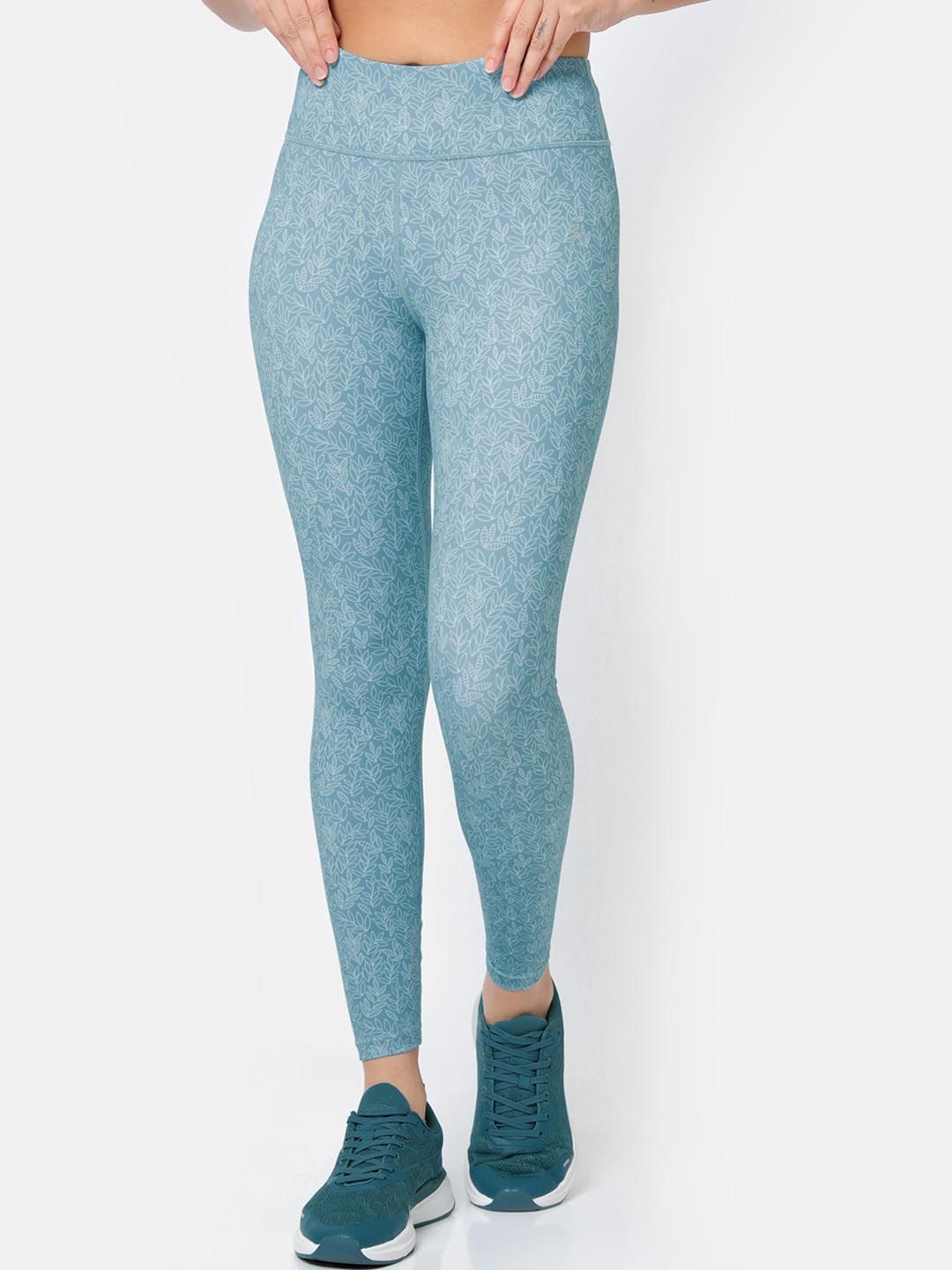 Cultsport Women Blue Printed Yoga Tights Price in India