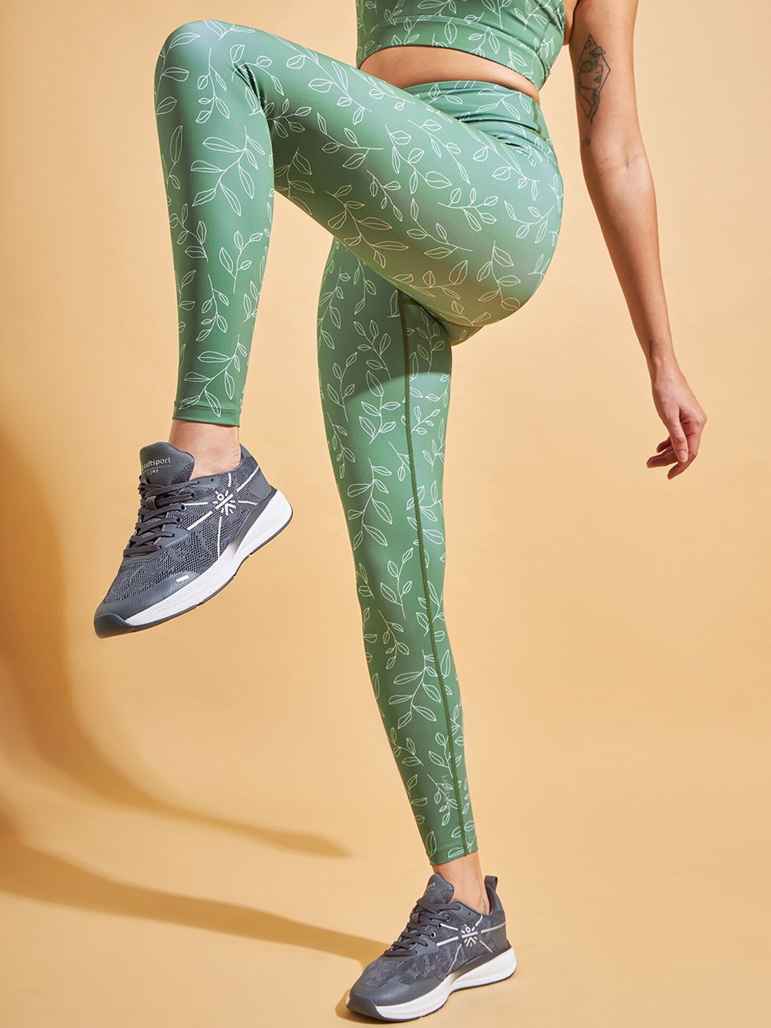 Cultsport Women Olive Green & White Printed Tights Price in India