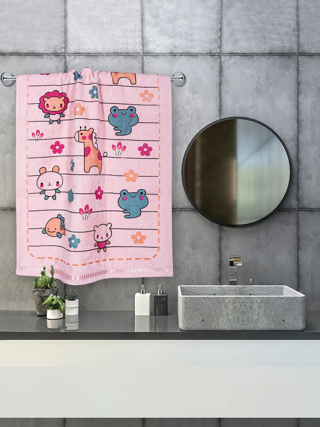 RANGOLI Kids Peach & Green Printed Pure Cotton 380 GSM Bath Towels
