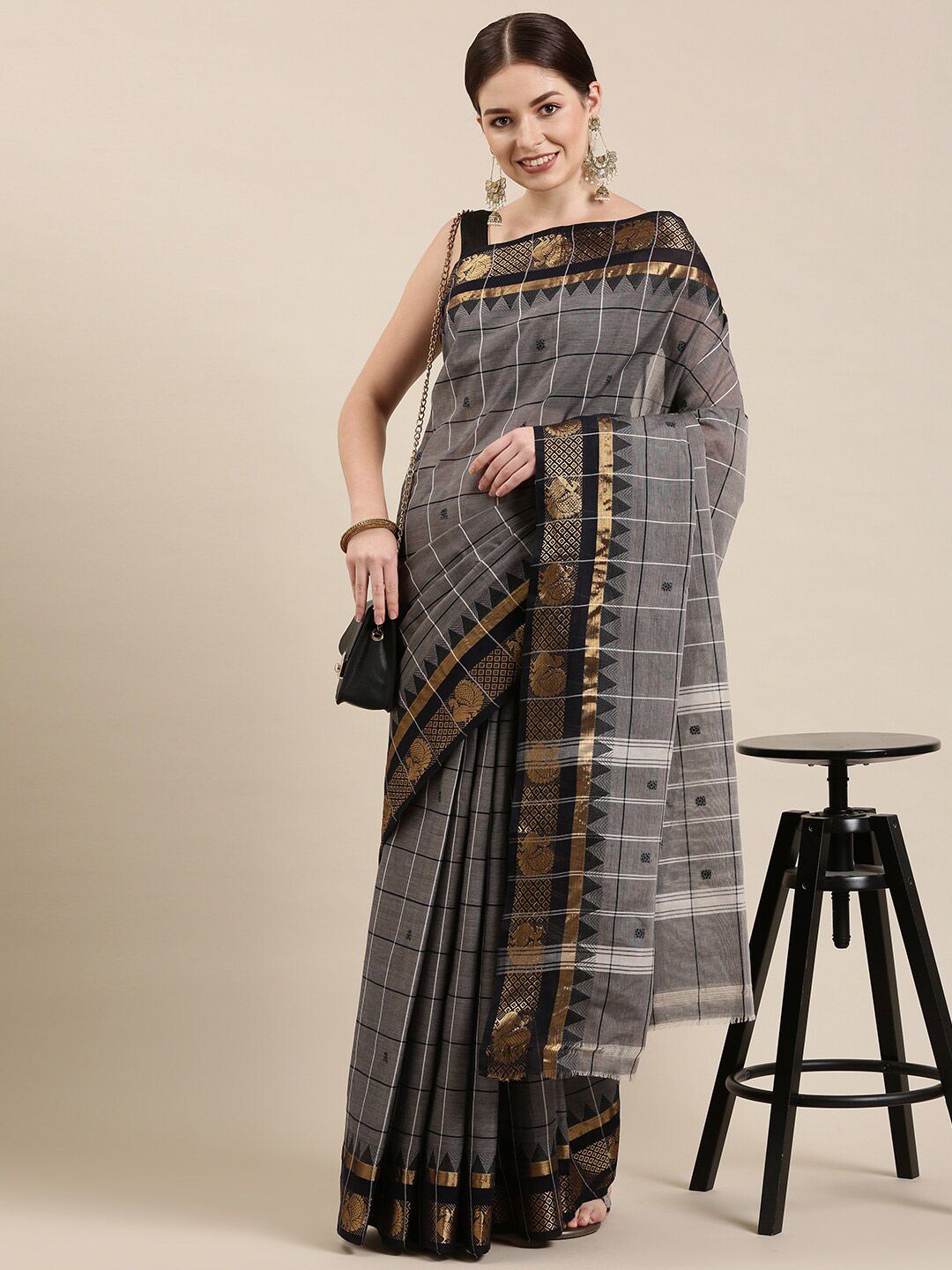 The Chennai Silks Grey & Gold-Toned Checked Zari Pure Cotton Fusion Chettinad Saree