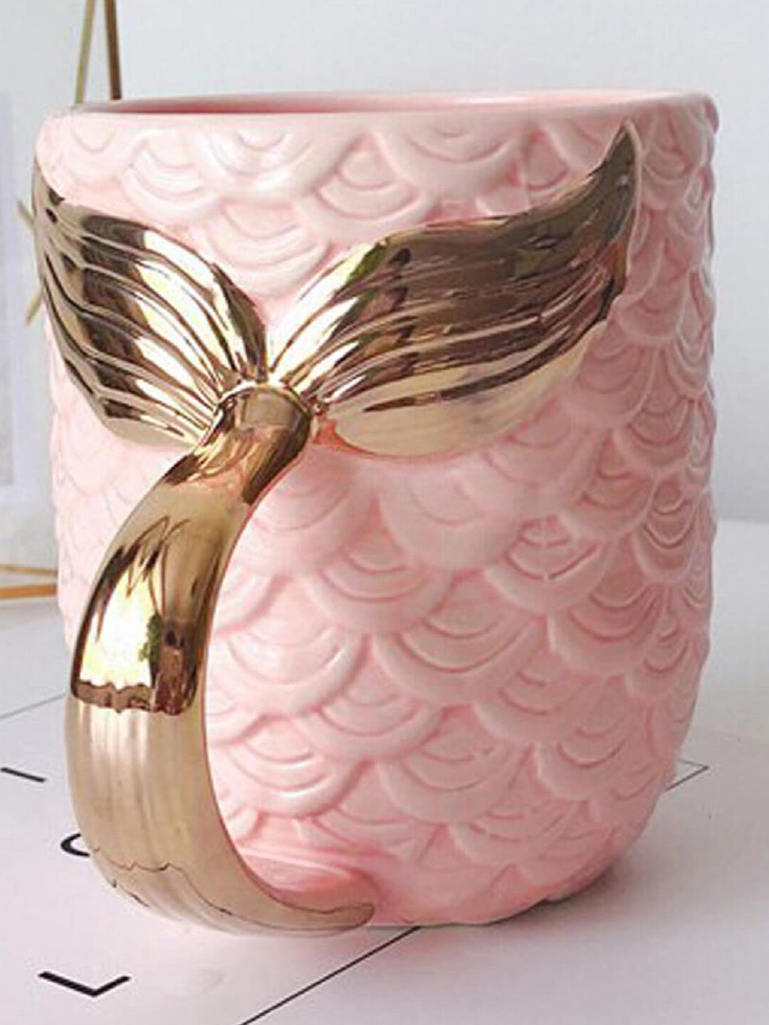 Awestuffs Pink & Gold-Toned Mermaid Golden Tail Handle Ceramic 3D Coffee Mug Price in India