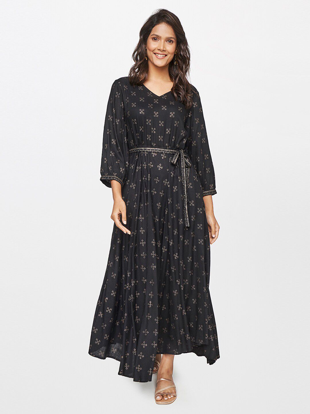 itse Black Floral Dress Price in India