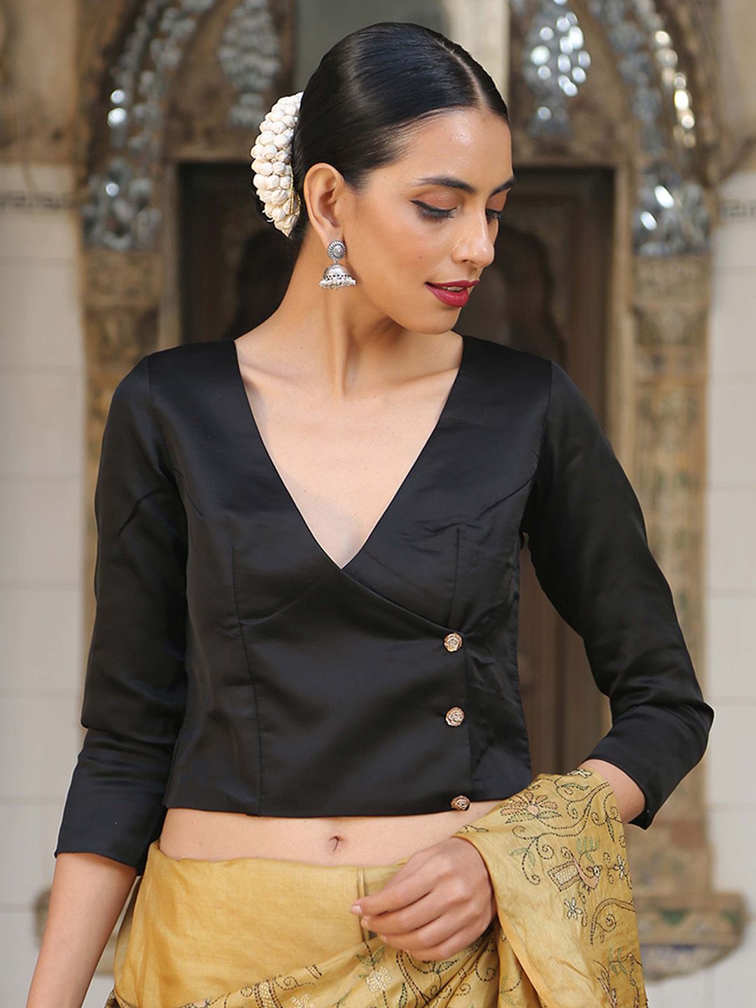 Triyah Women Black Solid Saree Blouse Price in India