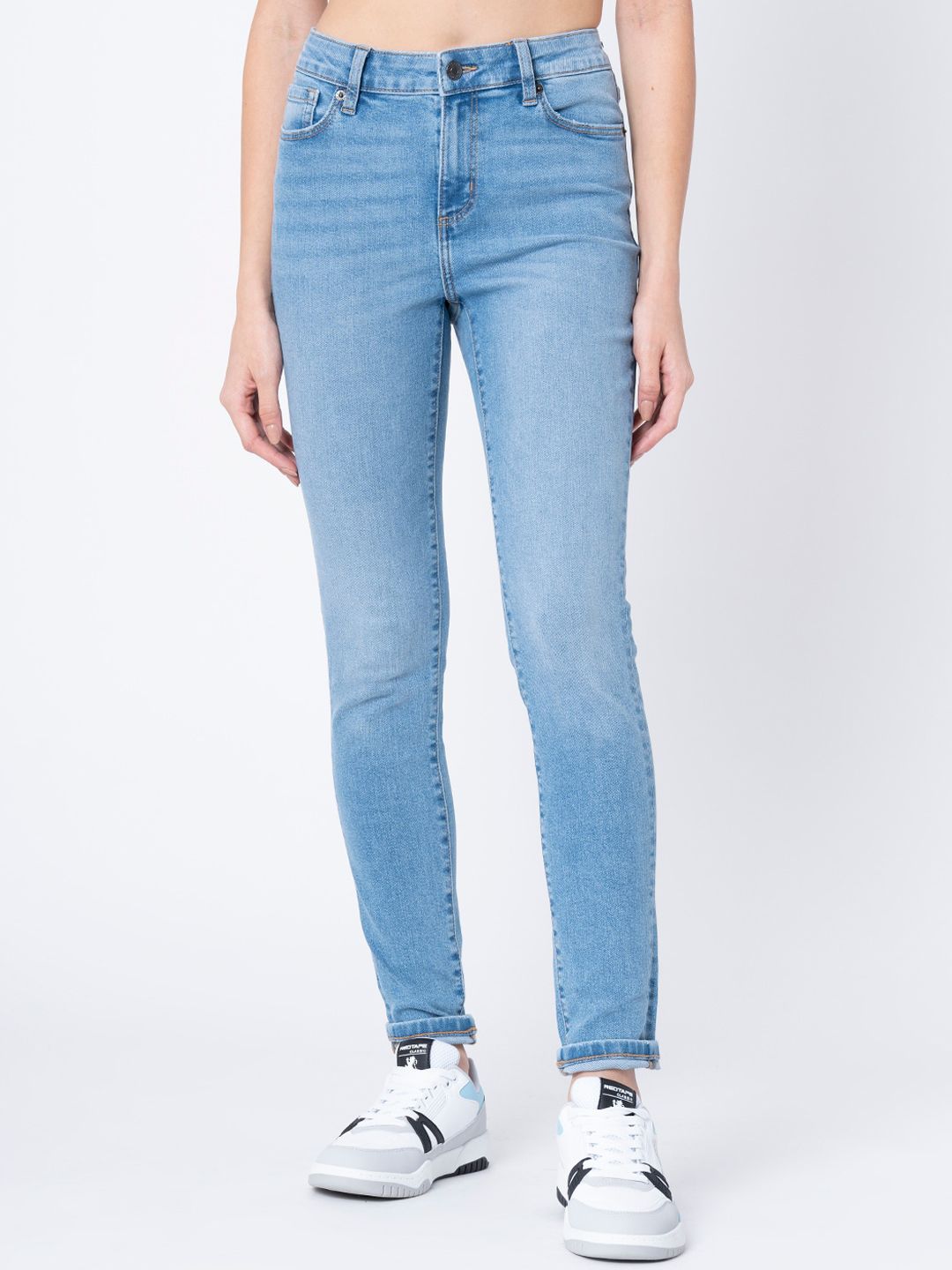 Mode by Red Tape Women Blue Skinny Jeans Price in India