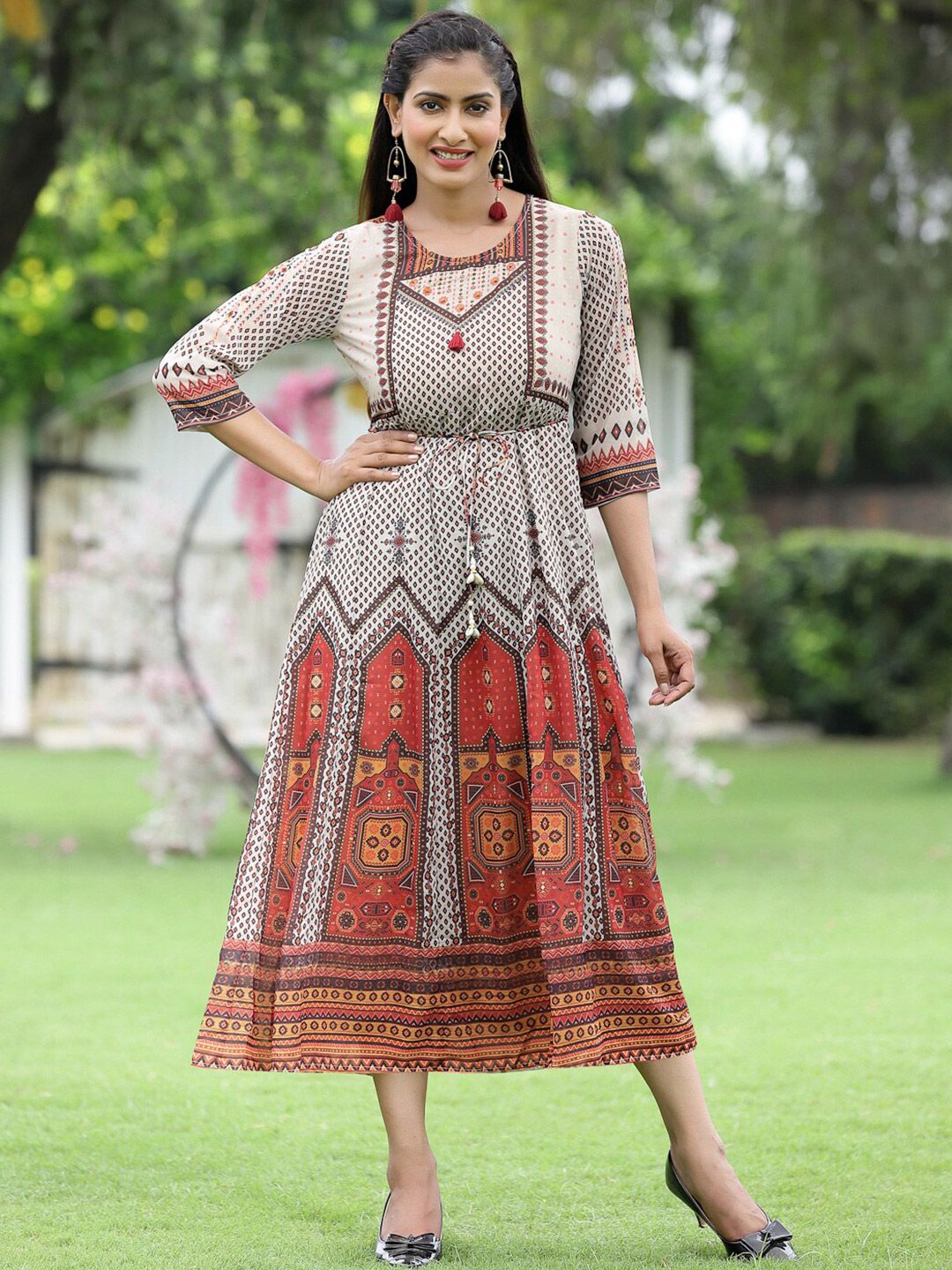 Juniper White Ethnic Motifs Georgette Ethnic A-Line Midi Dress Price in India