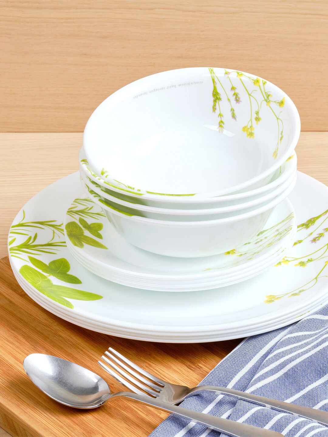 Corelle White & Green 14 Pieces Floral Printed Glossy Dinner Set Price in India