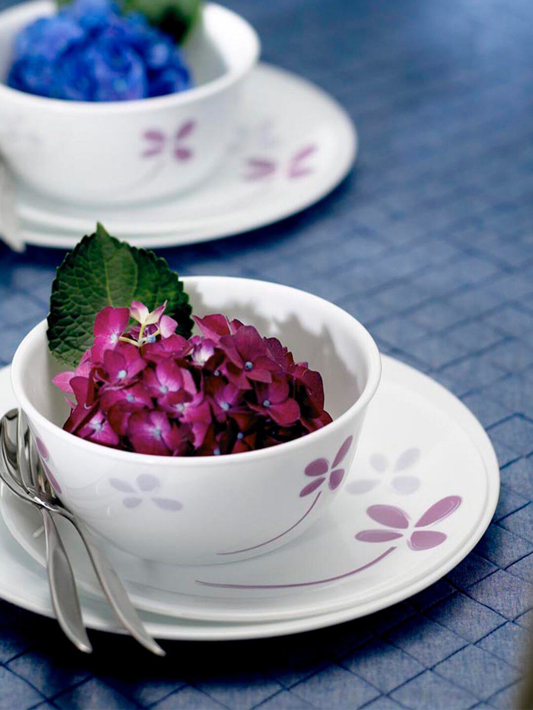 Corelle White & Purple 9 Pieces Floral Printed Glossy Dinner Set Price in India