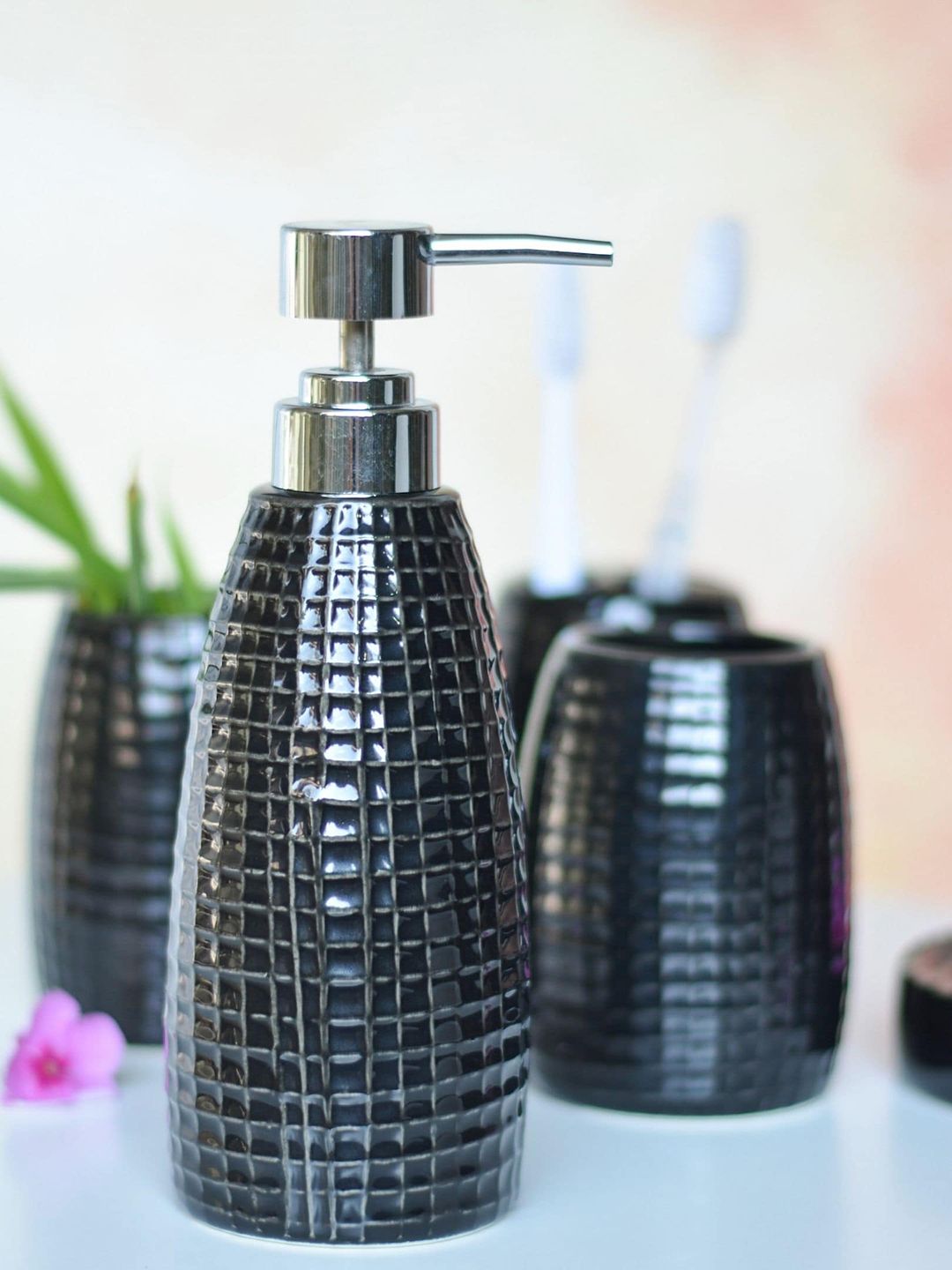Nestasia 5 Pieces Black Textured Ceramic Bathroom Accessories Set Price in India