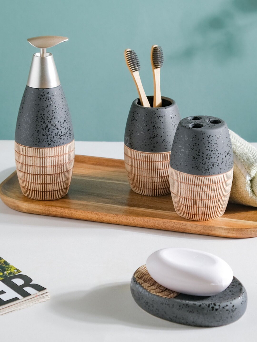 Nestasia Black and Brown Set of 4 Celestria Ceramic Stoneware Bathroom Accessories Price in India