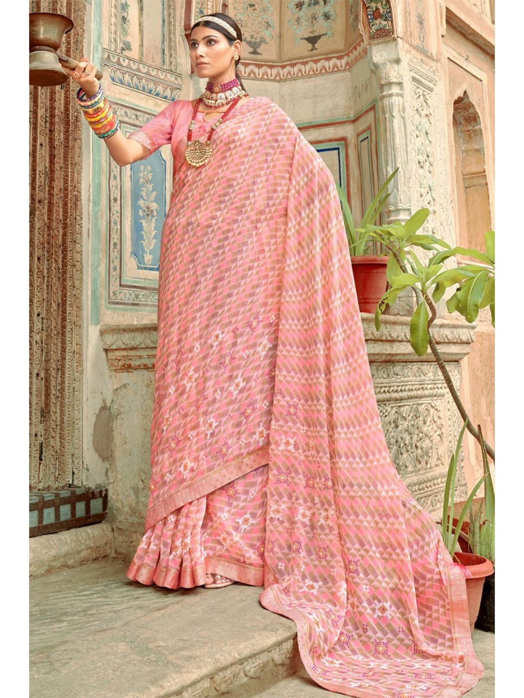 KARAGIRI Pink Printed Georgette Saree Price in India