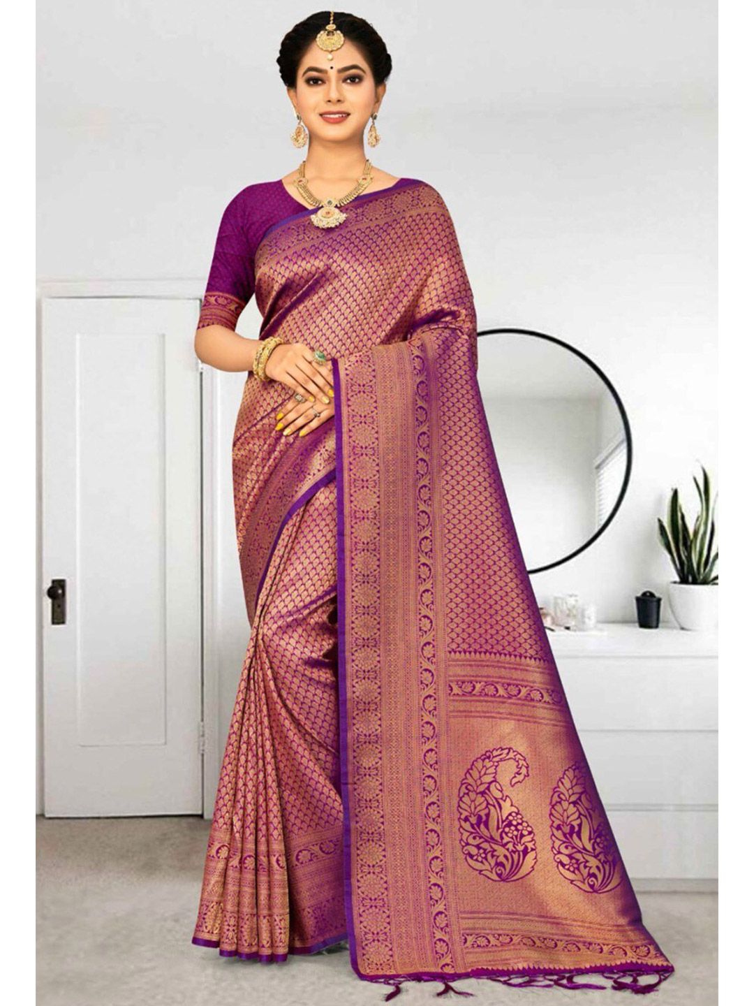 KARAGIRI Violet & Gold-Toned Woven Design Zari Silk Blend Kanjeevaram Saree Price in India