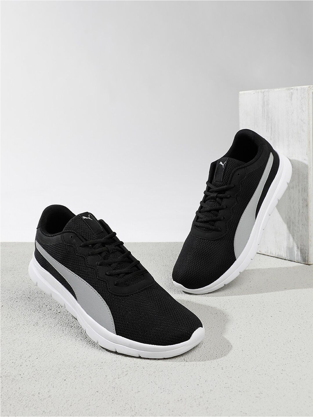 Puma Men Black Mesh Maximal Comfort Running Shoes