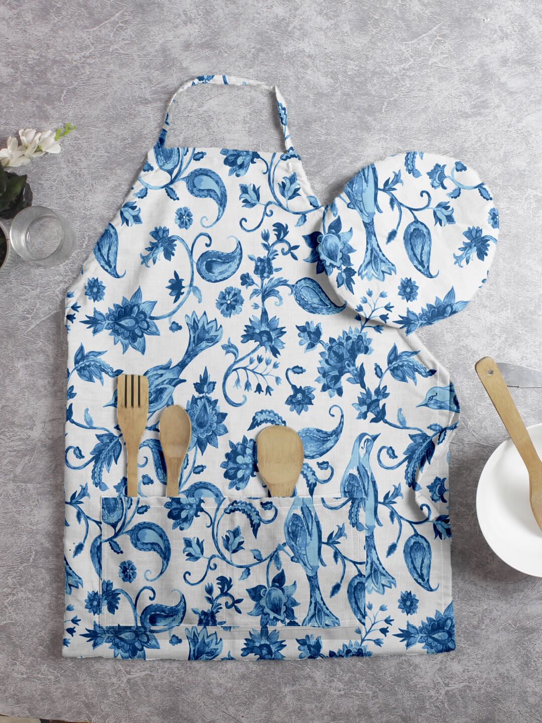 HOUZZCODE Set of 2 Blue Floral Printed Apron & Cap Price in India