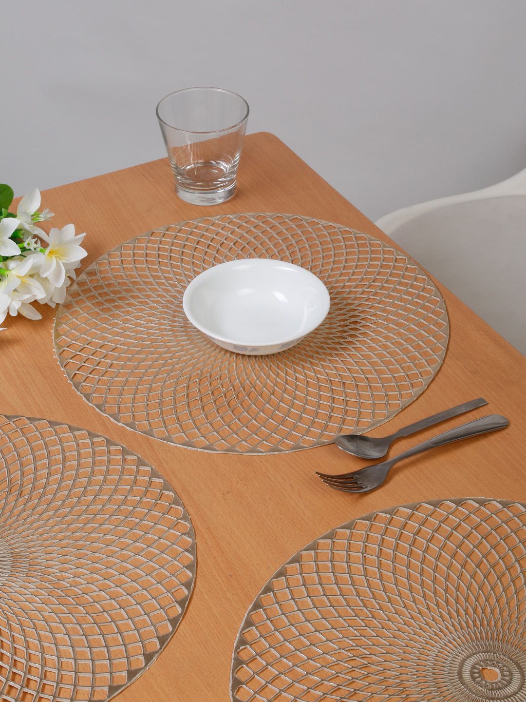 HOSTA HOMES Set Of 6  Gold-Toned Textured Table Placemats Price in India