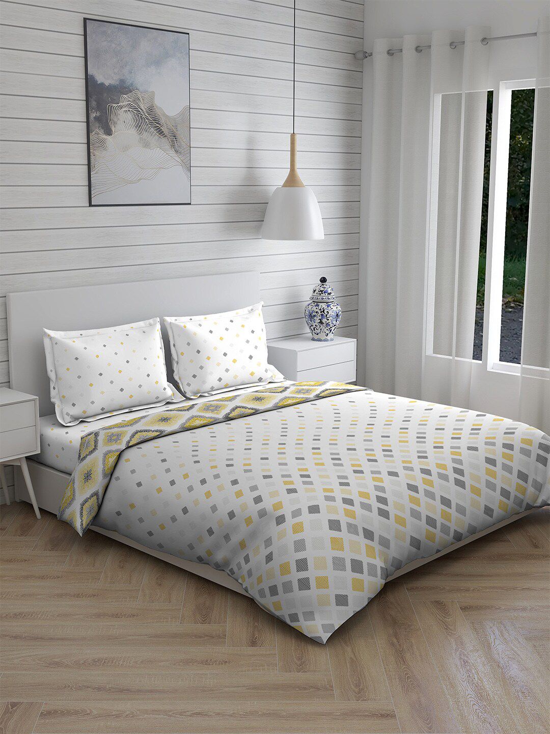 Boutique Living India Grey Printed Cotton Double King 4-Piece Bedding Set Price in India