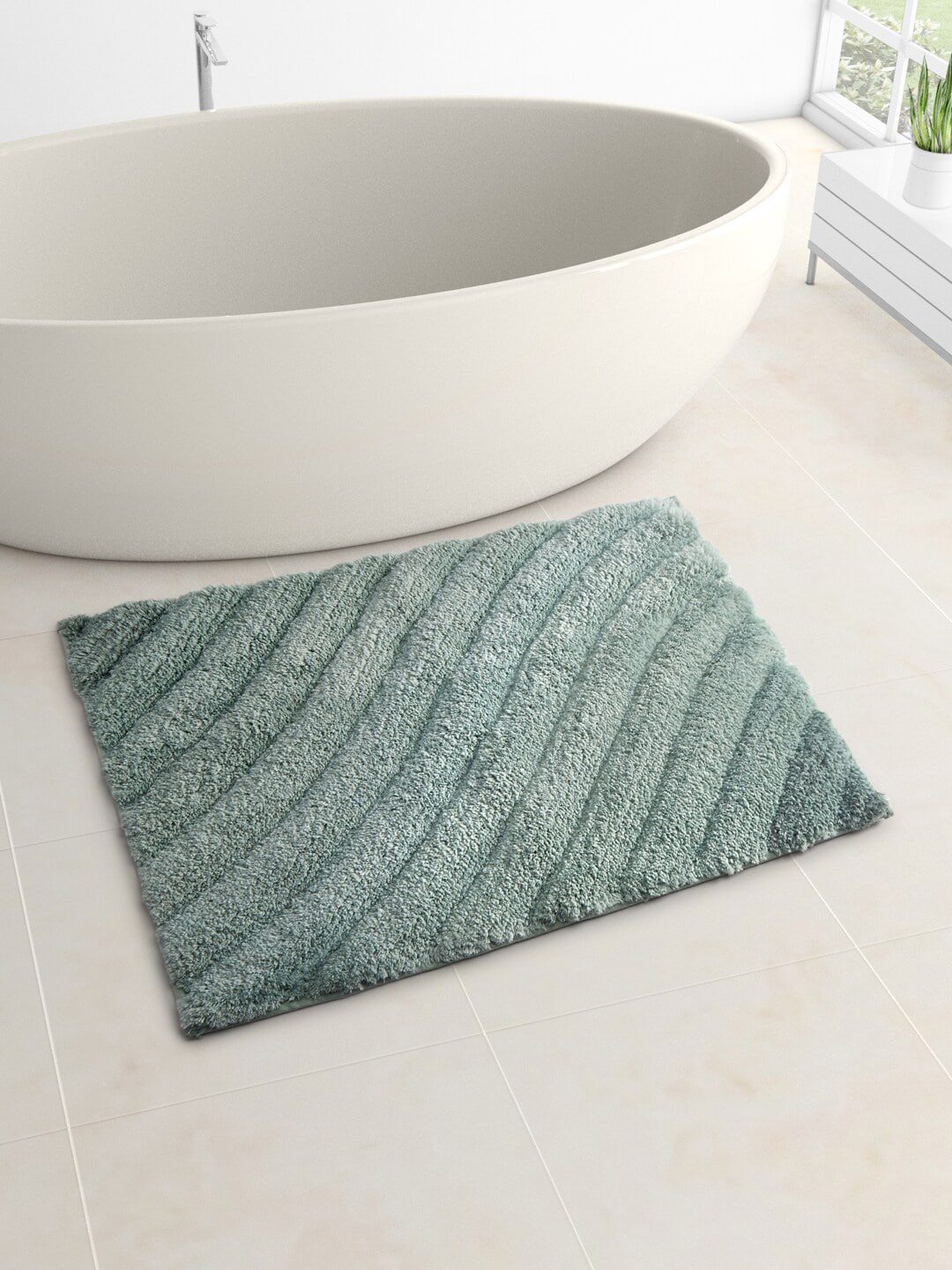 Living scapes by Pantaloons Green Textured 1780 GSM Bath Rugs Price in India