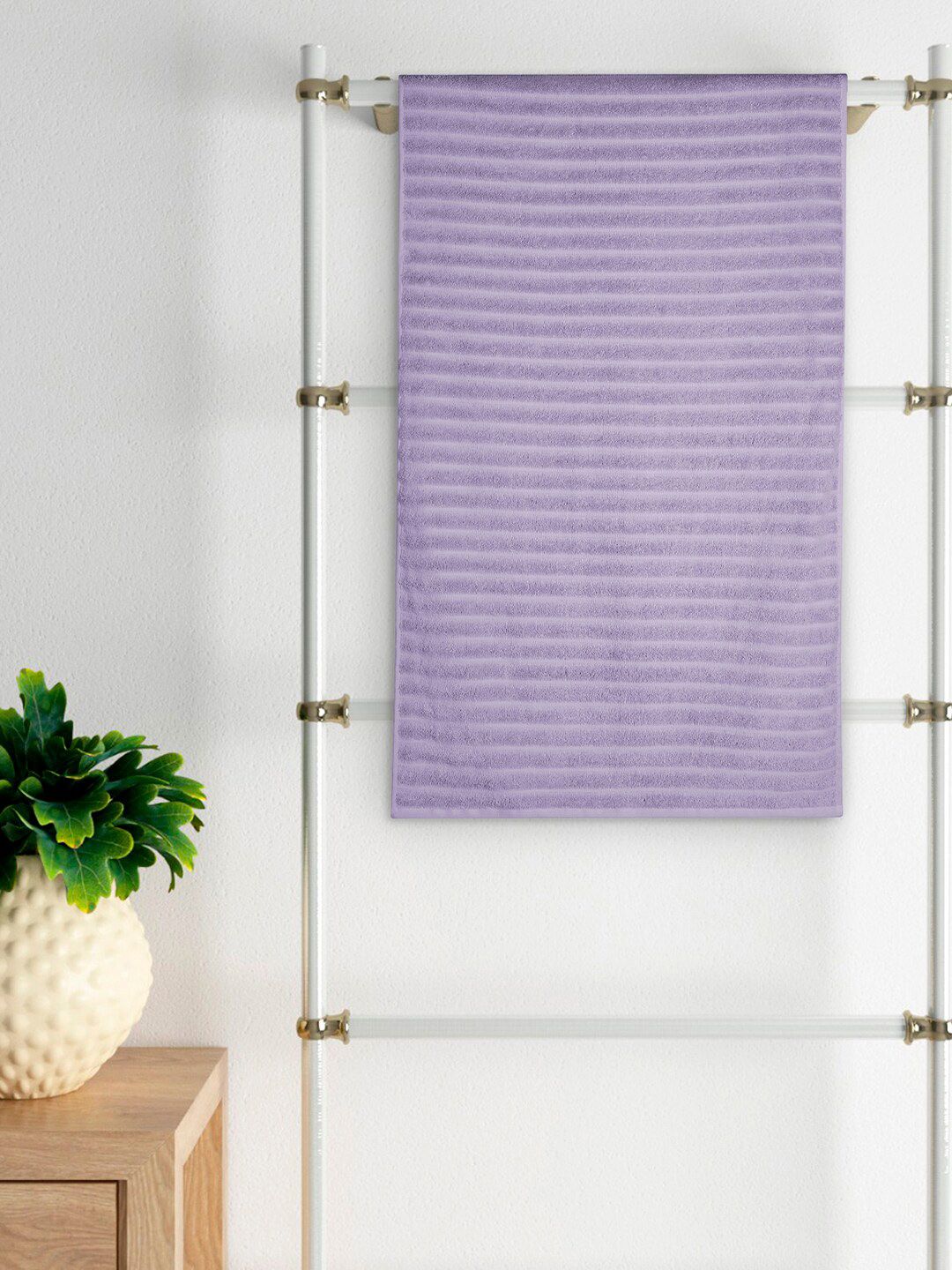 Living scapes by Pantaloons Purple Striped 520 GSM Pure Cotton Bath Towels Price in India