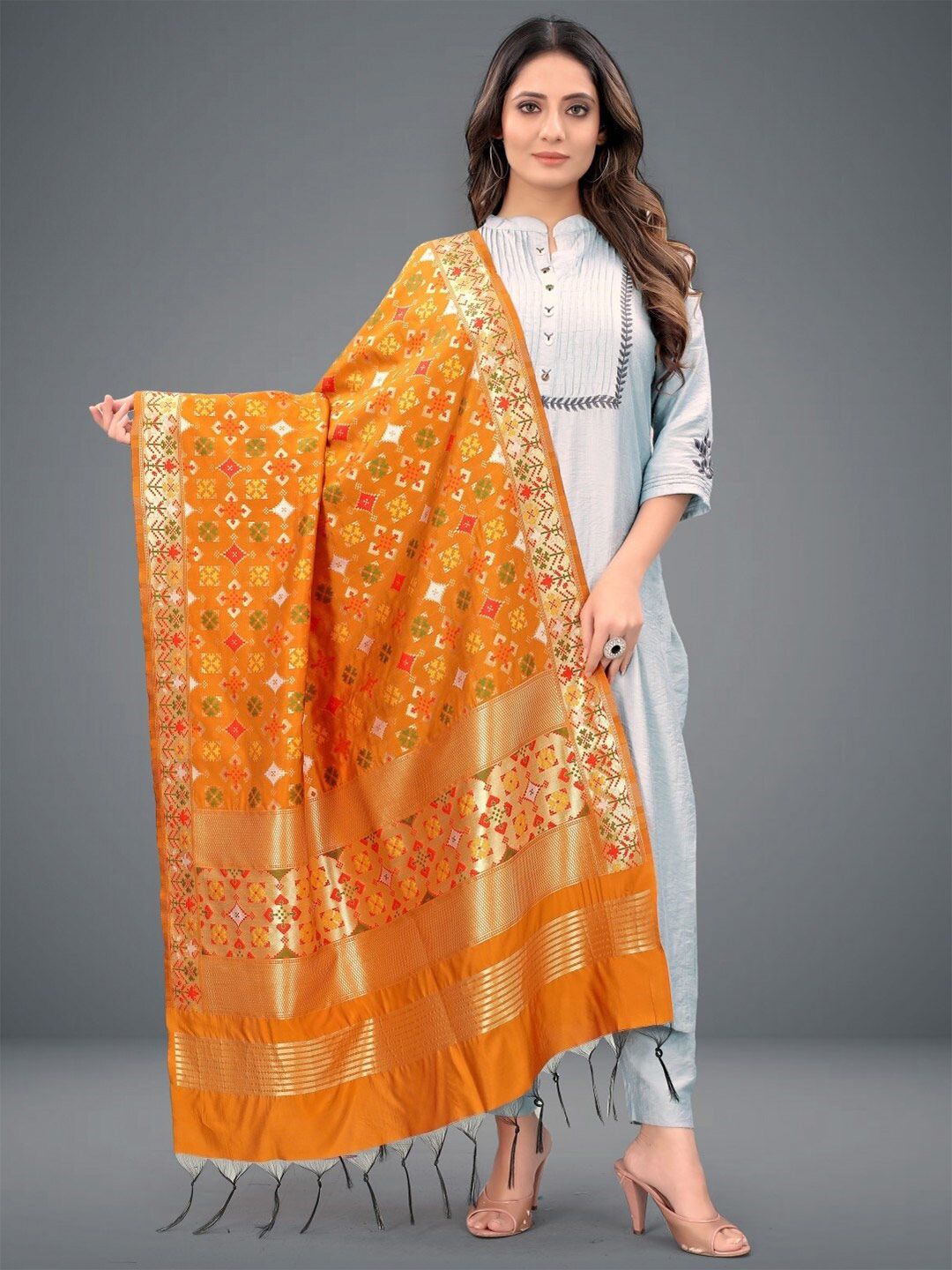 RIVAMA Women Orange & Gold-Toned Ethnic Motifs Woven Design Foil Print Dupatta