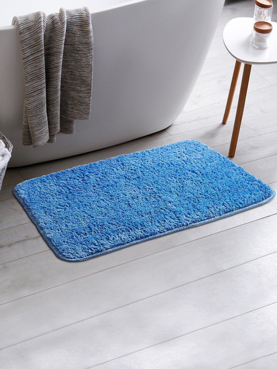 HomeTown Blue Solid Anti-Skid Bath Rugs Price in India