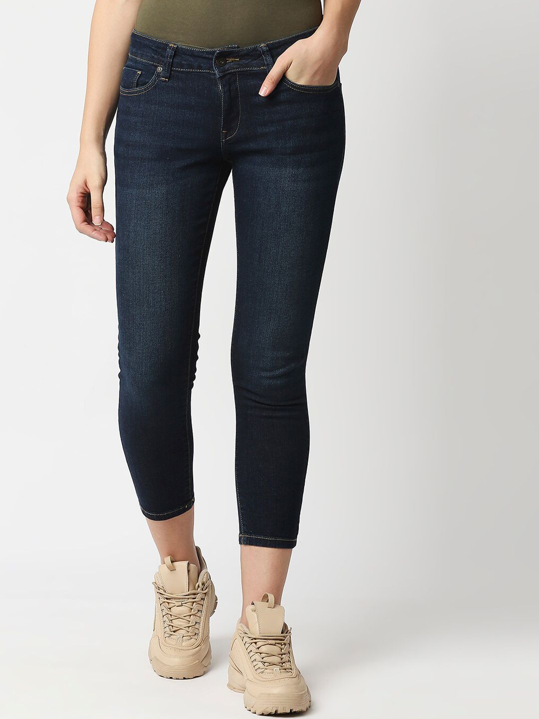 Pepe Jeans Women Blue Skinny Fit Light Fade Jeans Price in India