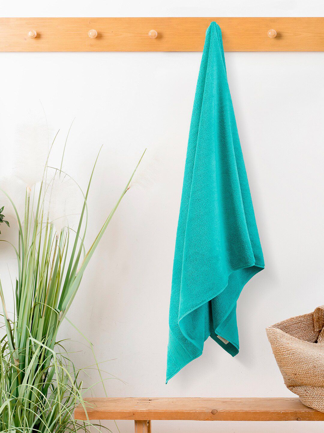 Layers Green Solid 400 GSM Pure Cotton Bath Towel Price in India