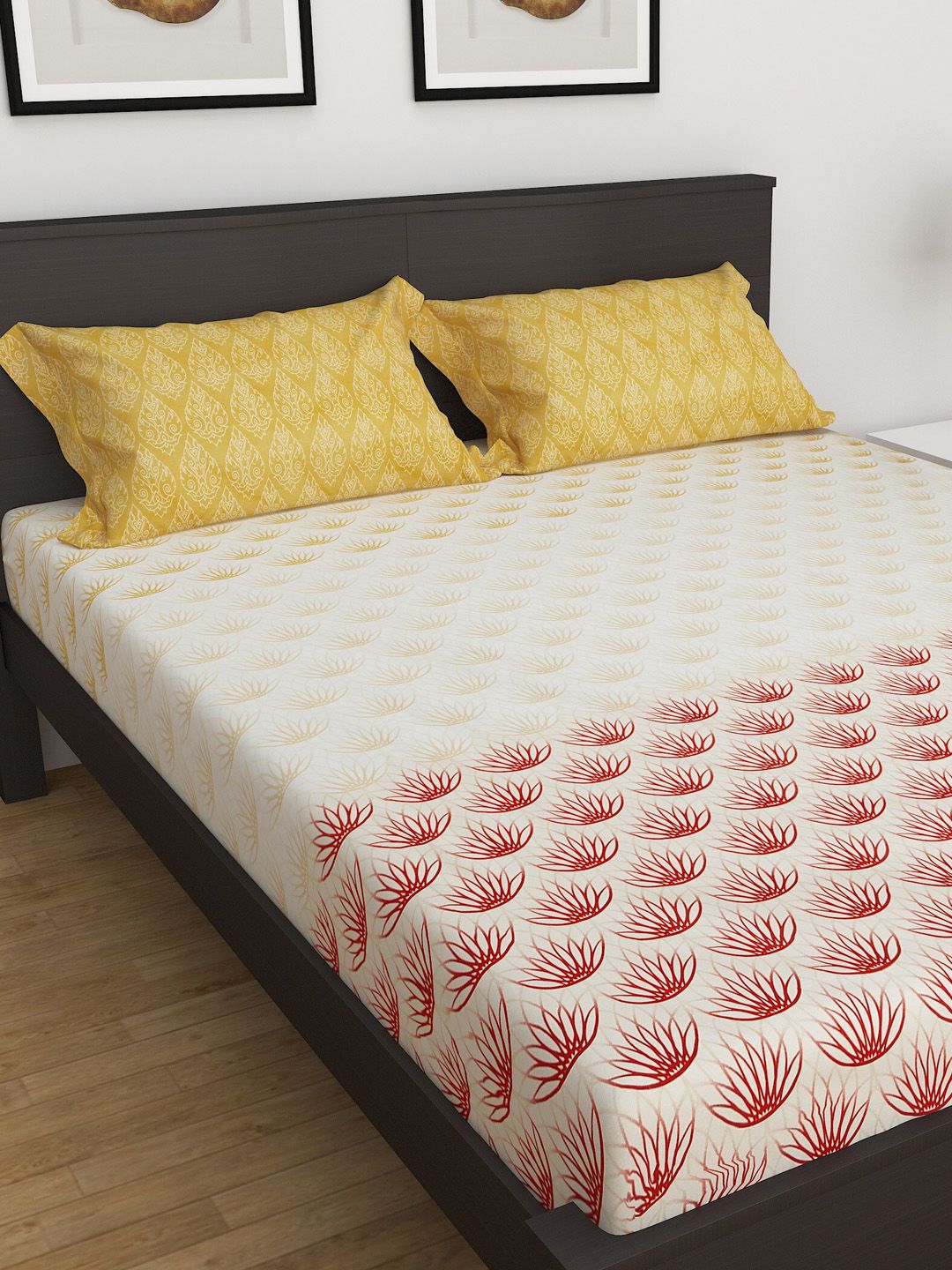 Home Centre Adults White & Red Geometric 180 TC King Bedsheet with 2 Pillow Covers Price in India