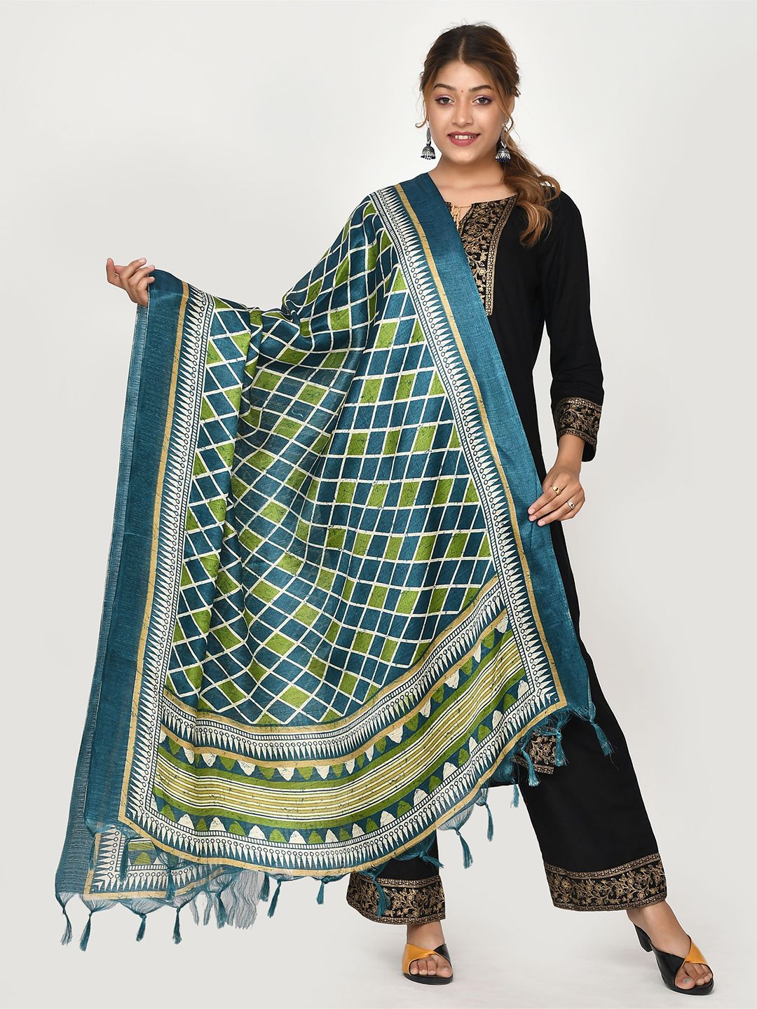 Kesarya Blue & Green Printed Dupatta
