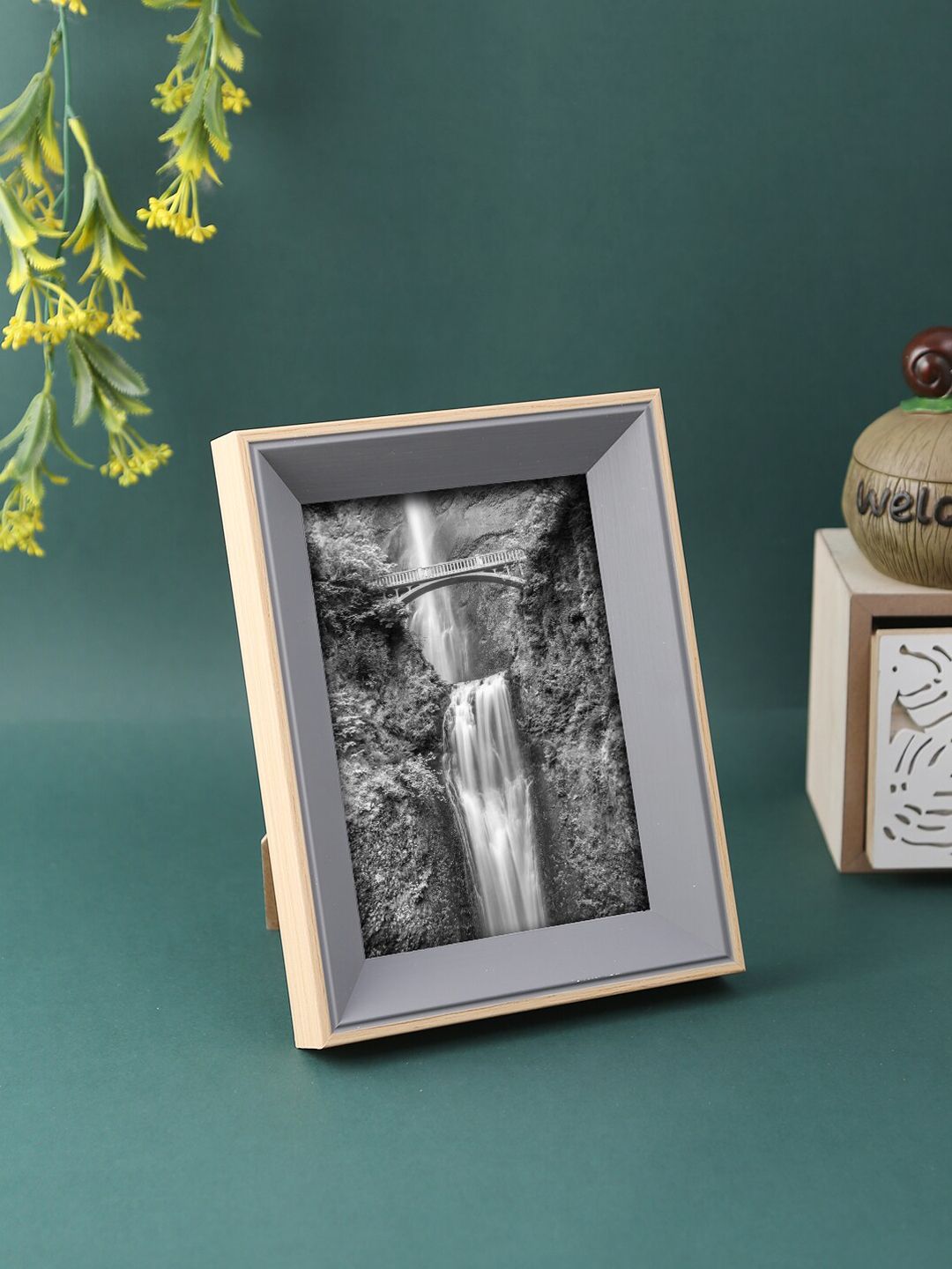 House Of Accessories Grey Solid Photo Frames Price in India