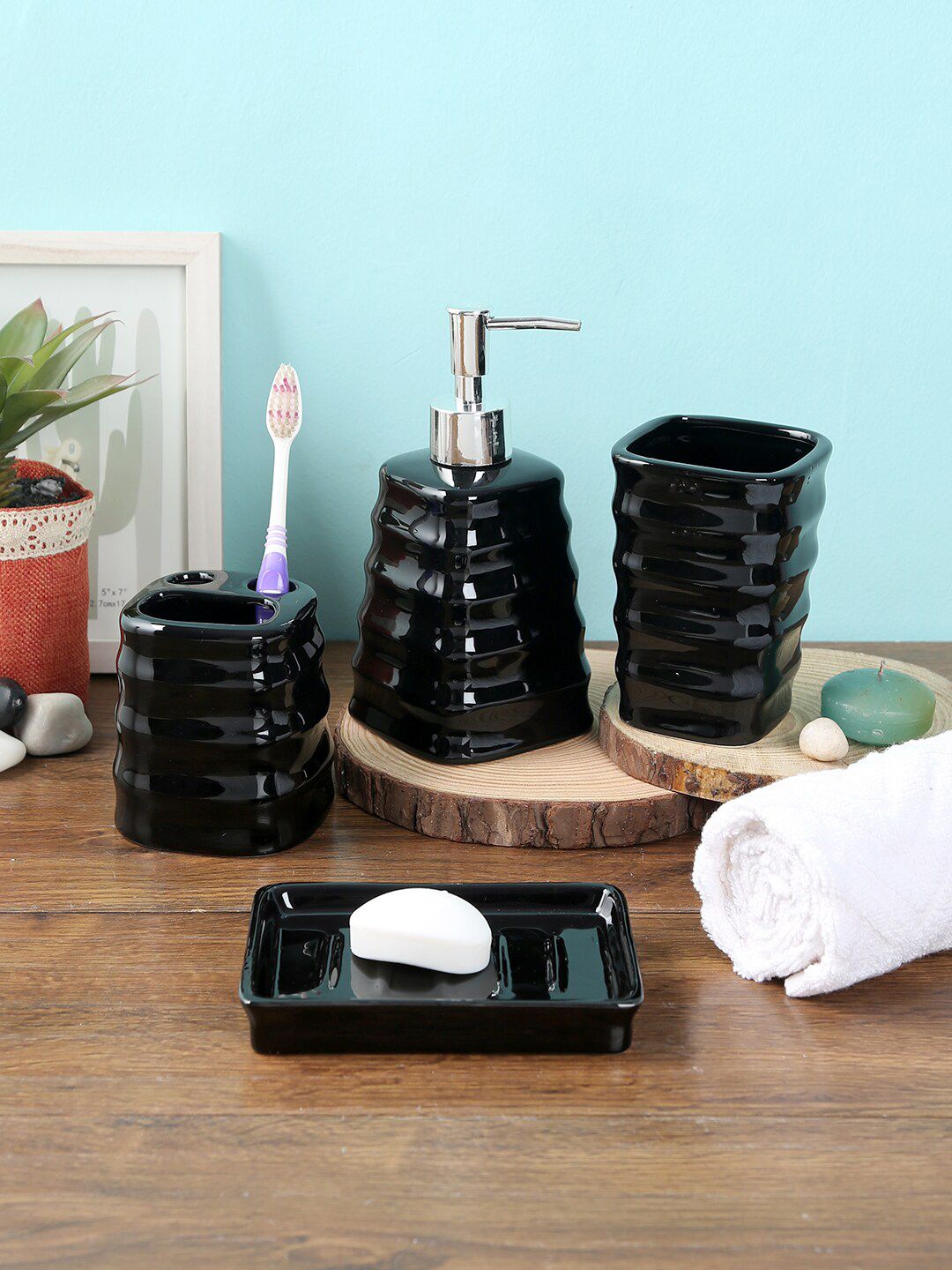 House Of Accessories Set Of 4 Black Textured Bathroom Accessories Price in India