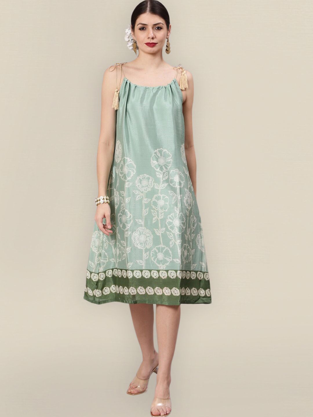 Sangria Womens Green Floral A-Line Sleeveless Dress Price in India