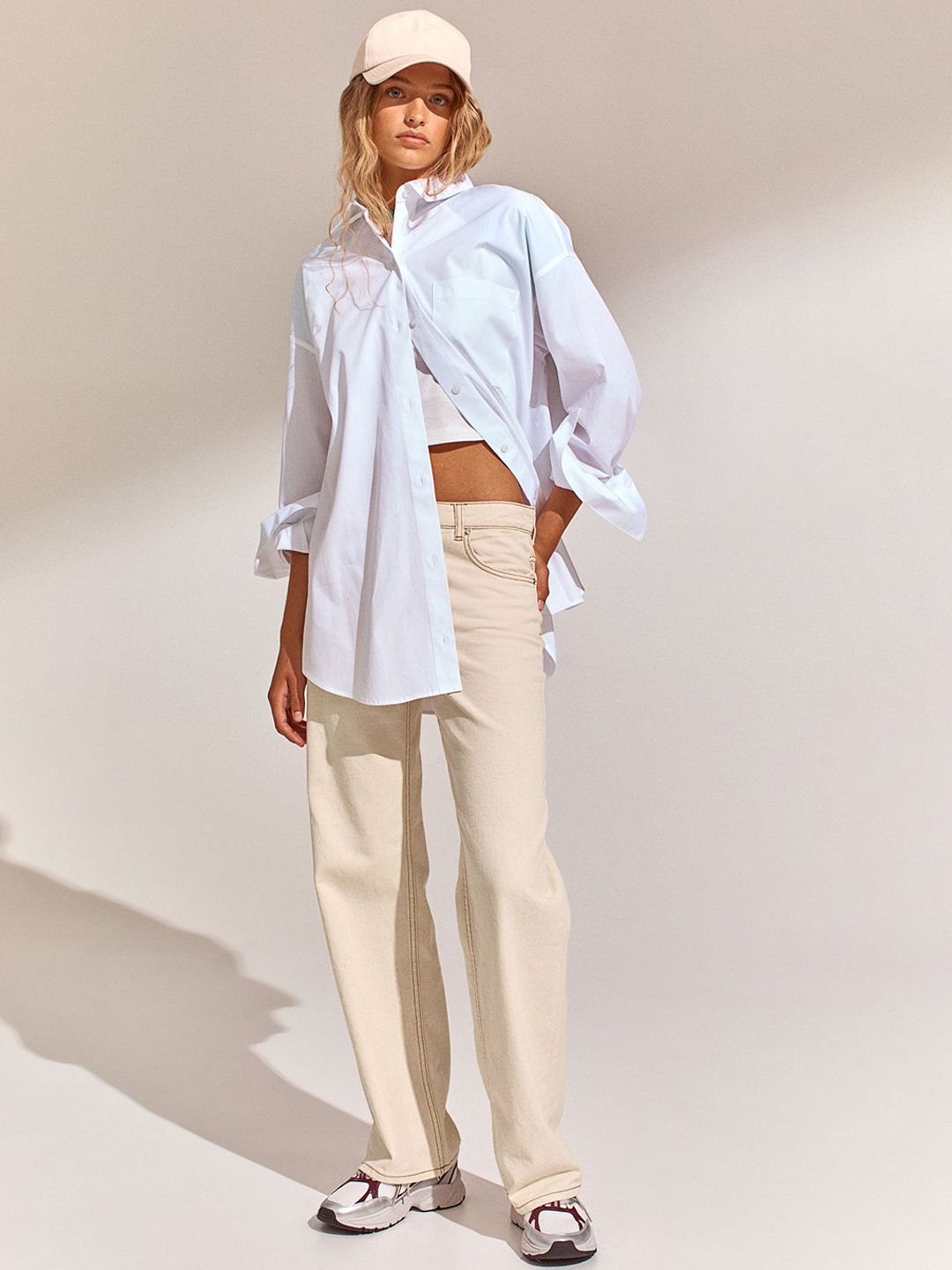 H&M Women Beige Wide Twill Trousers Price in India