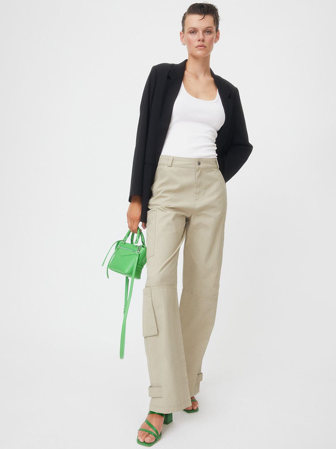 H&M Women Beige Straight Cargo Trousers Price in India