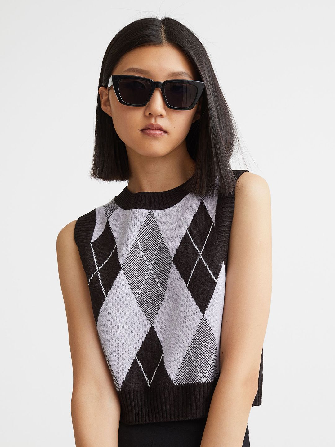 H&M Women Purple & Black Jacquard-Knit Sweater Vest Price in India