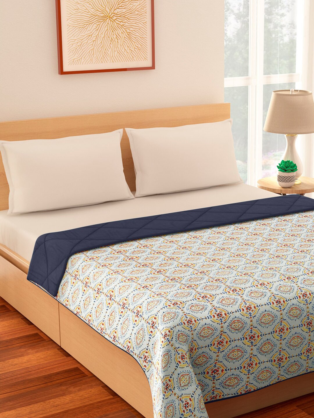 Living scapes by Pantaloons Off White & Blue 200 GSM Summer Double Bed Quilt Price in India
