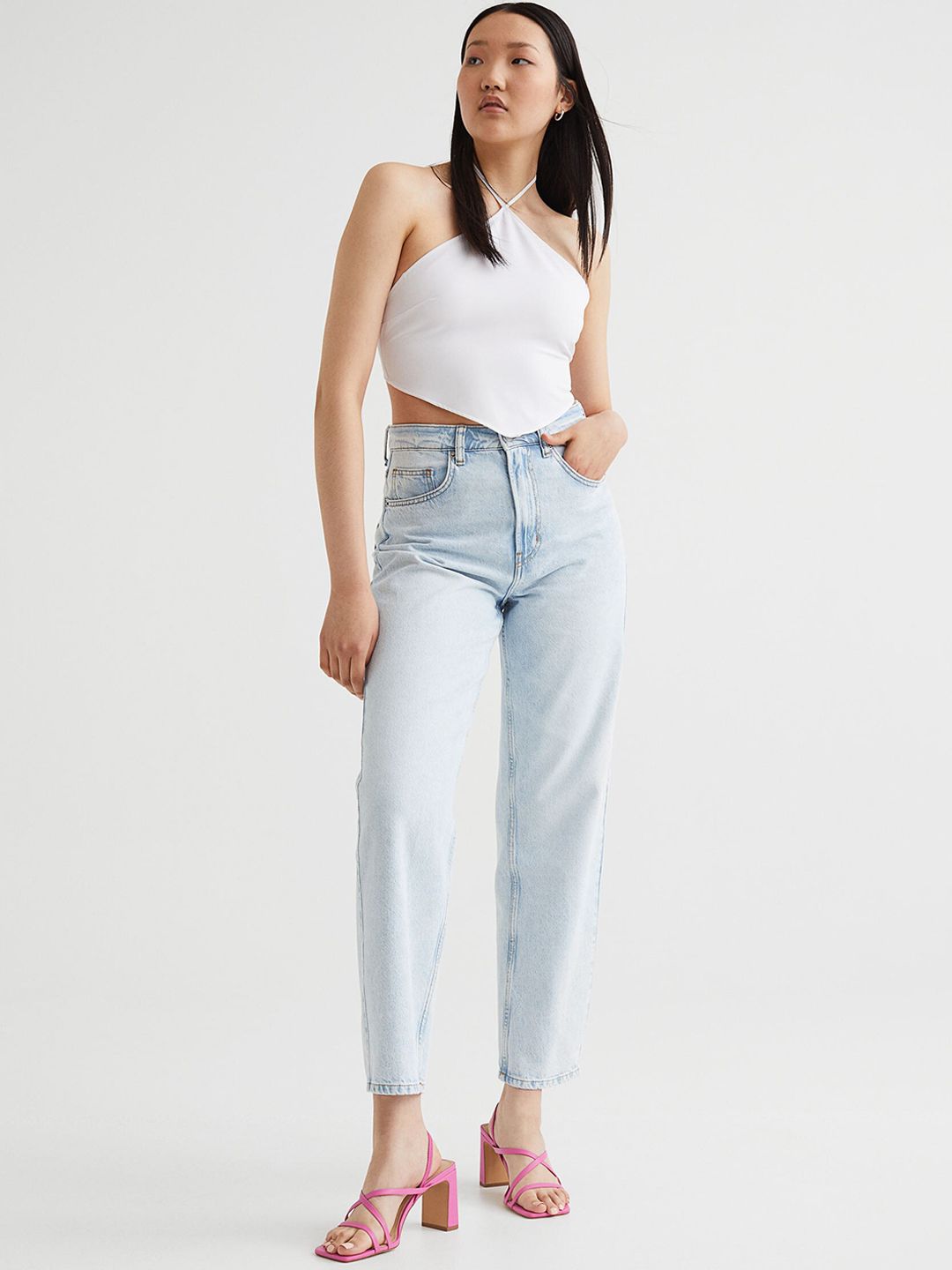 H&M Women Blue 90s Straight High Jeans Price in India