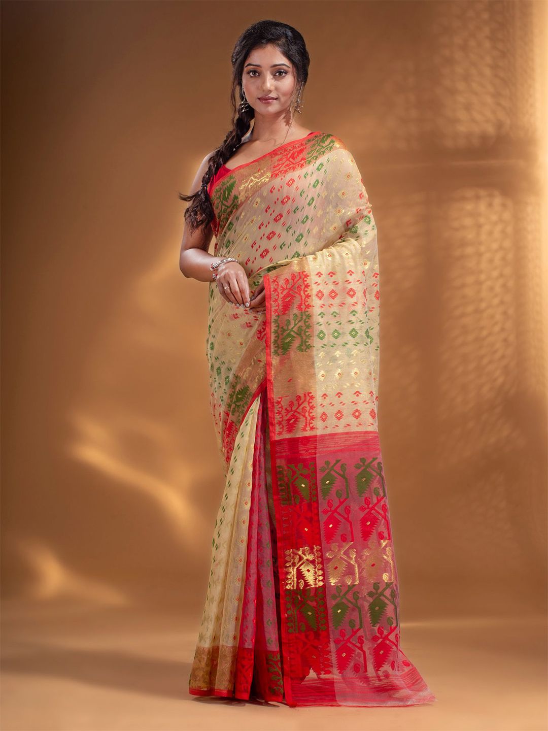 Arhi Off White & Red Woven Design Silk Cotton Jamdani Saree Price in India