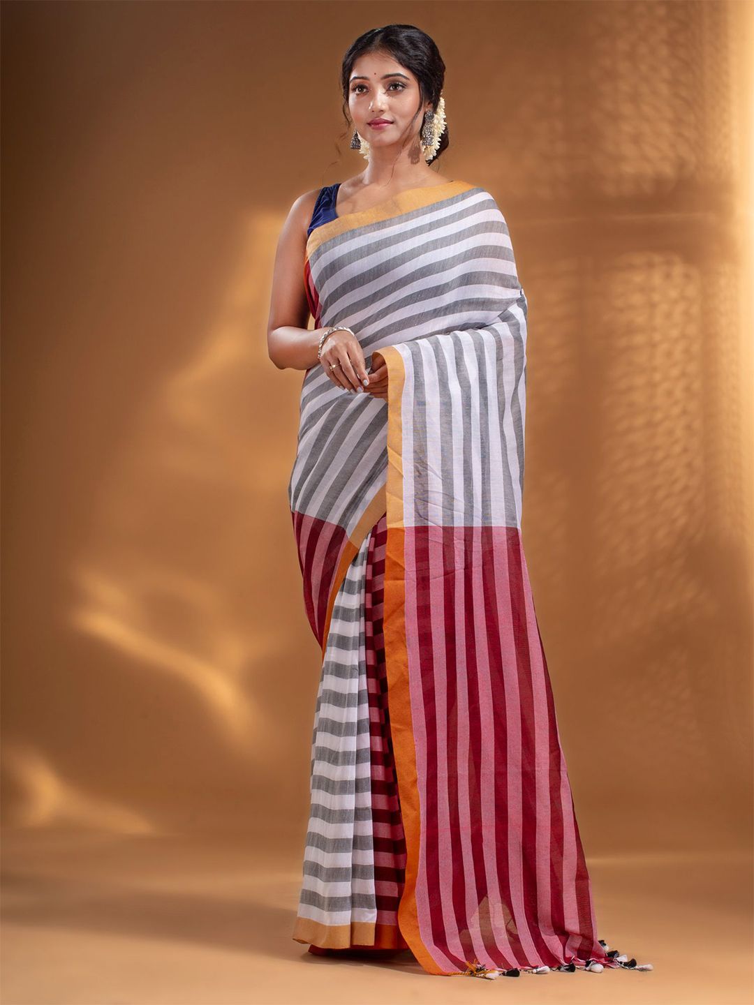 Arhi White & Grey Woven Design Pure Cotton Saree Price in India