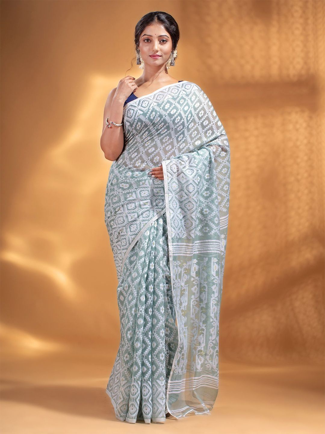 Arhi Green & White Woven Design Silk Cotton Jamdani Saree Price in India