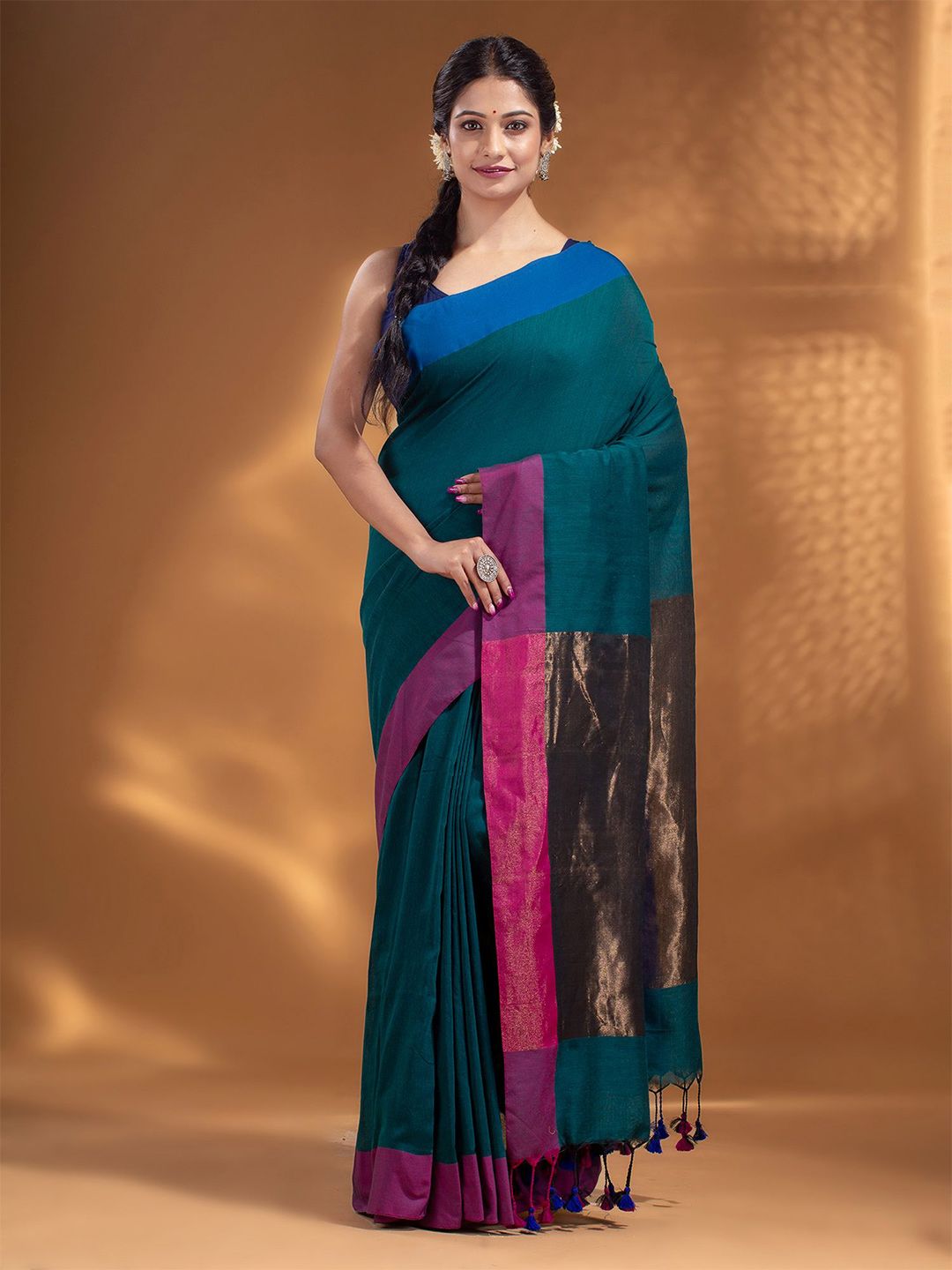 Arhi Women Teal Sarees Price in India