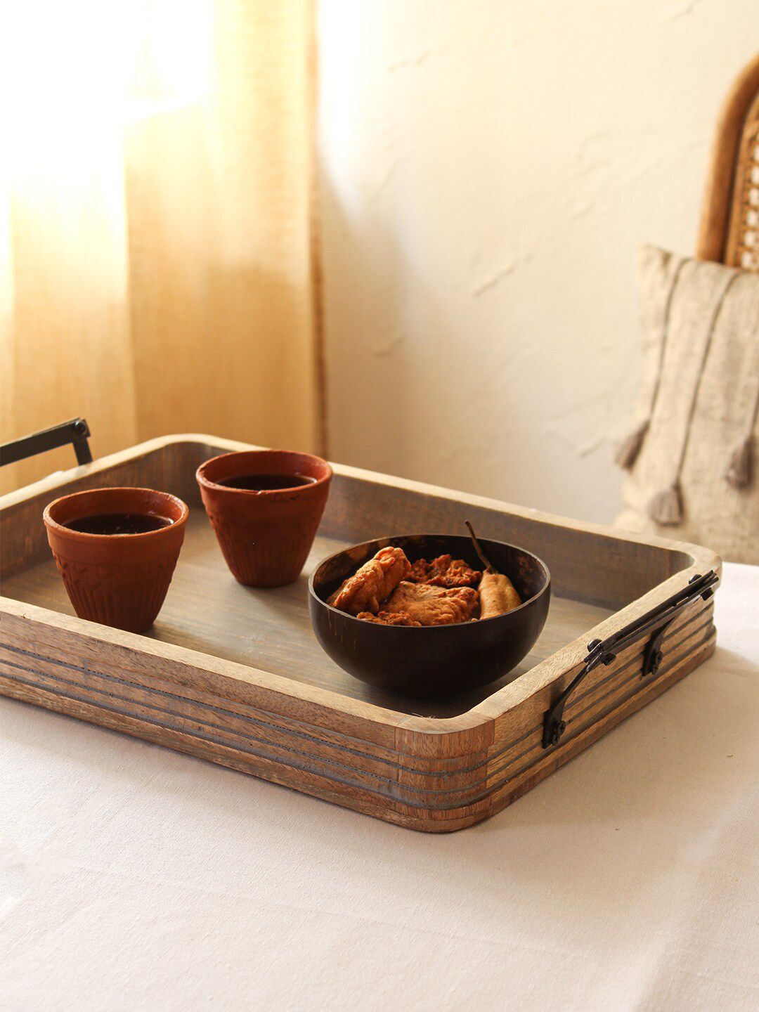 House This Brown Wooden Serving Tray Price in India
