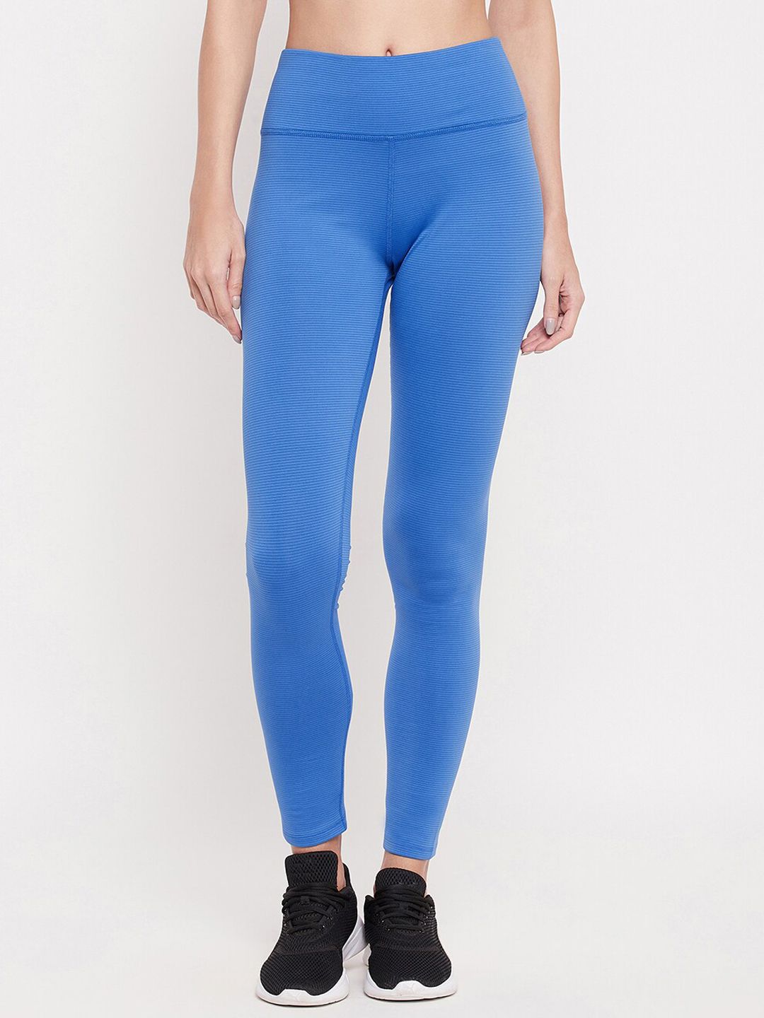 Clovia Women Blue Solid Activewear Snug Fit Ankle Length Tights Price in India