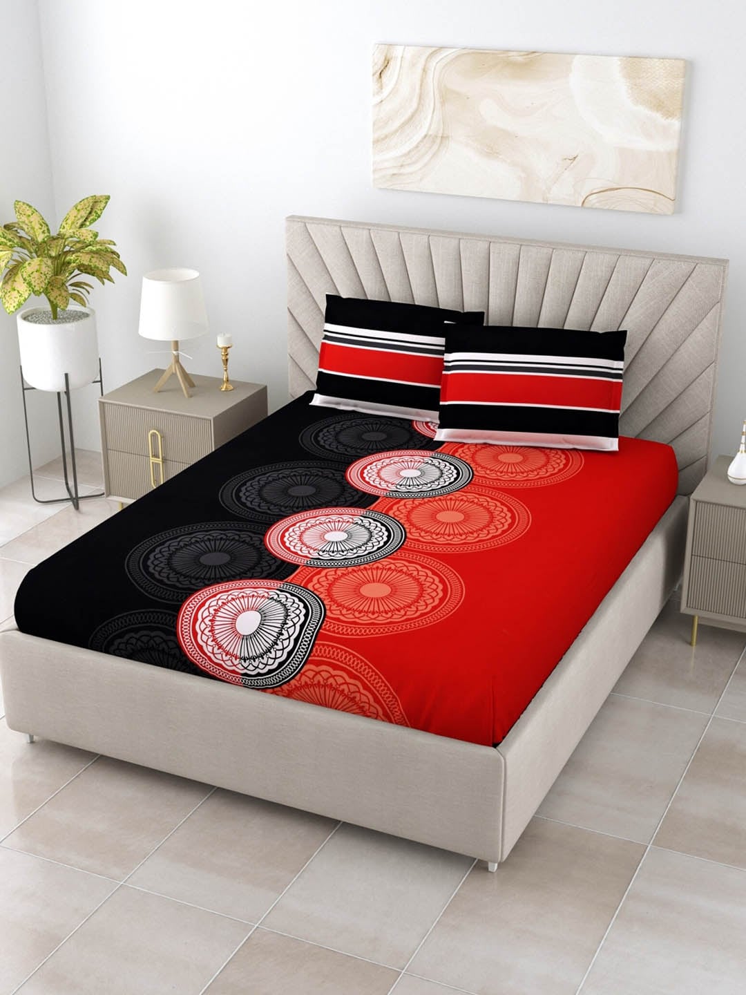 Salona Bichona Unisex Black Printed Cotton 120 TC Double Bedsheet with 2 Pillow Covers Price in India