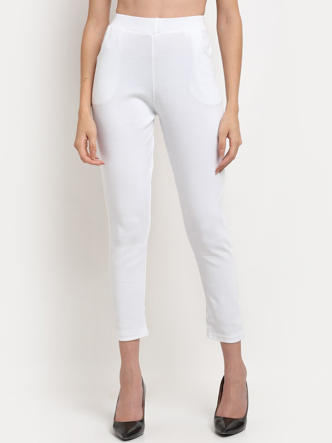 TAG 7 Women White Solid Ankle Length Leggings Pants Price in India