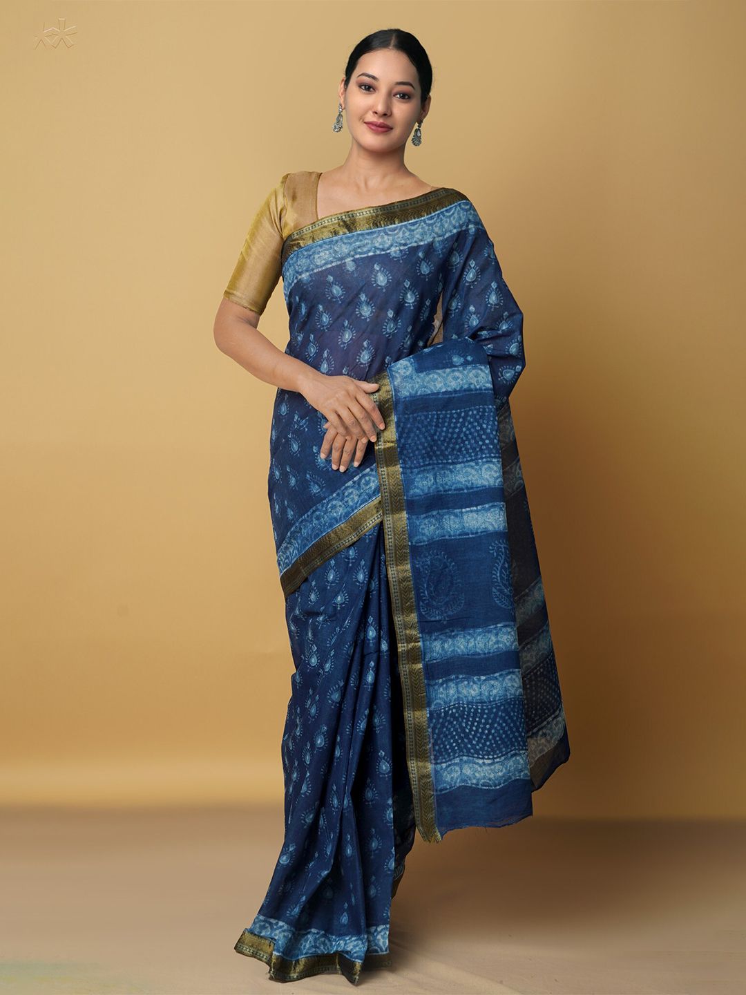 Unnati Silks Navy Blue & White Ethnic Motifs Zari Pure Cotton Chanderi Handloom Saree Price in India