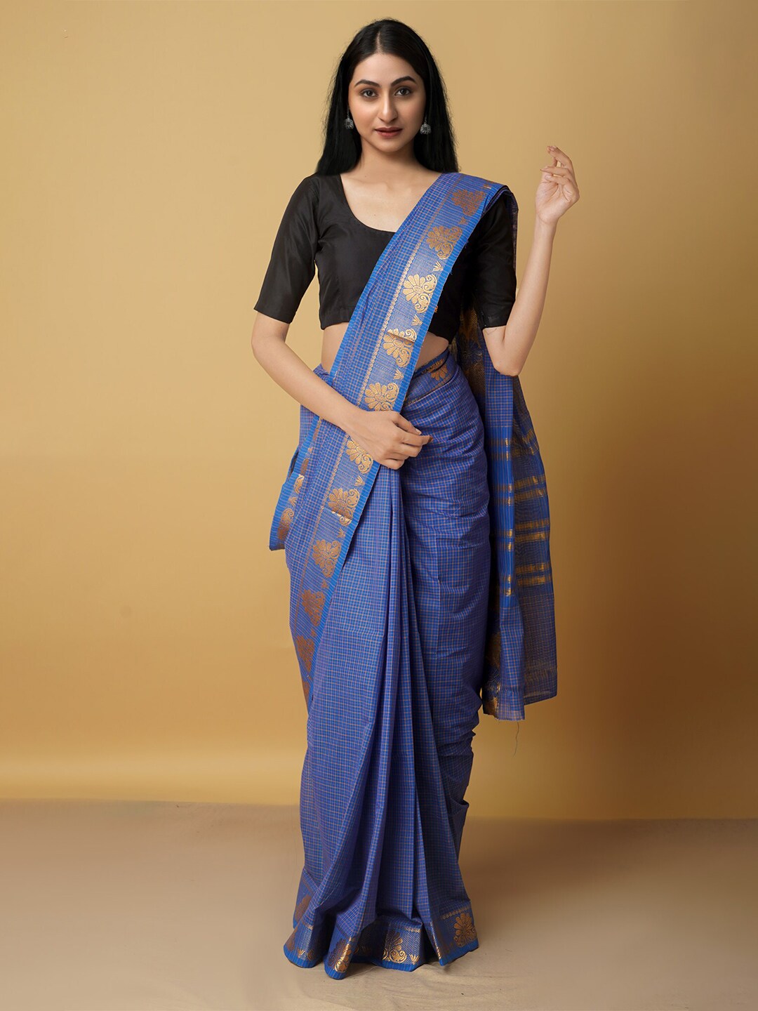 Unnati Silks Maroon & Gold-Toned Woven Design Zari Pure Cotton Venkatgiri Saree Price in India