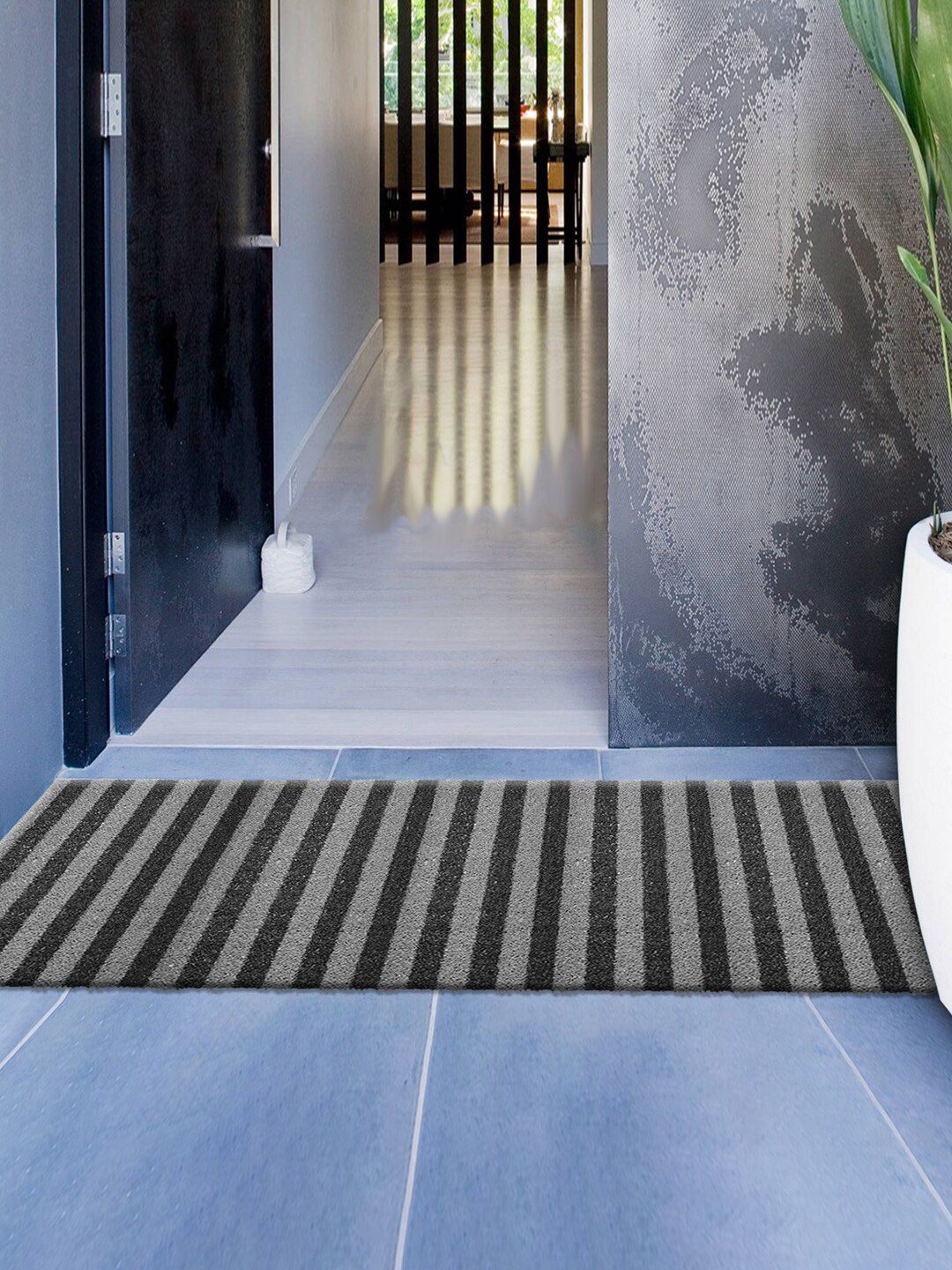 Kuber Industries Grey Striped Anti-Skid Doormat Price in India