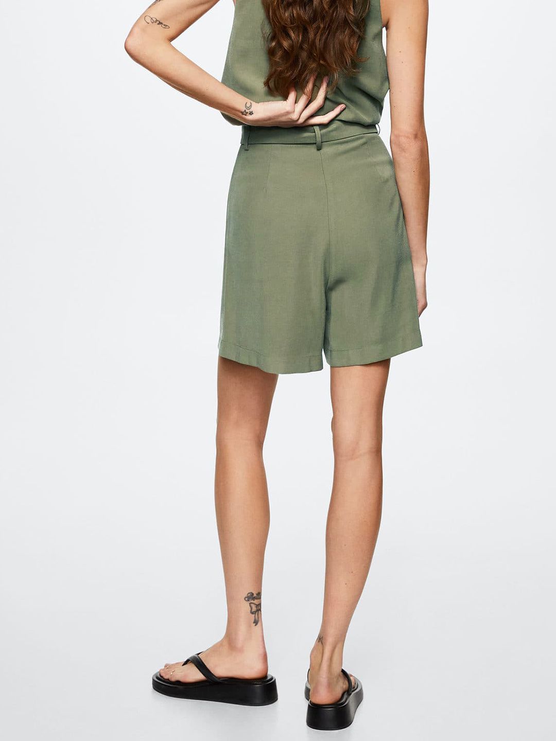 Olive Green Solid High-Rise Shorts with a Belt