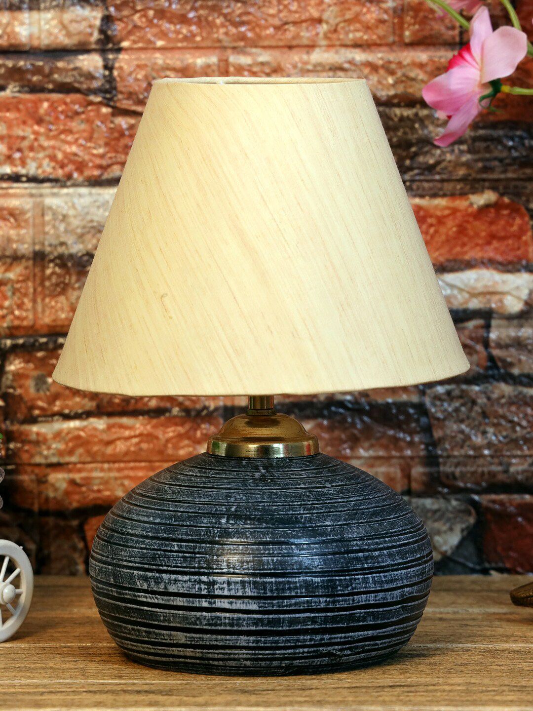 foziq Grey & Beige Solid Table Lamp Price in India