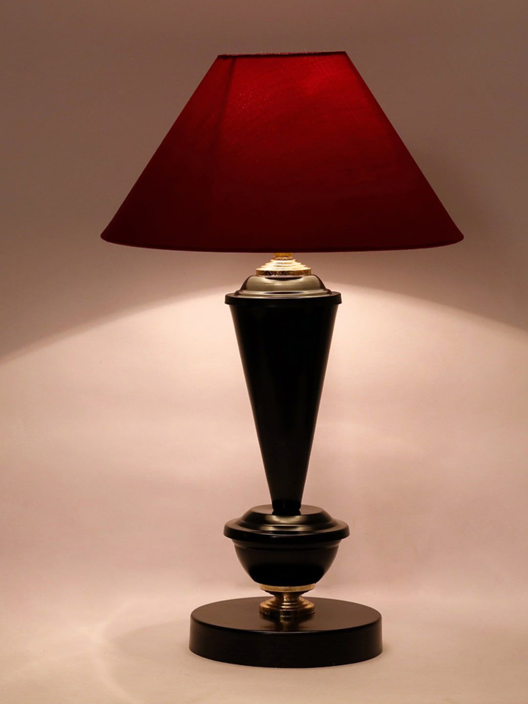 foziq Black & Red Solid Table Lamps With Shade Price in India